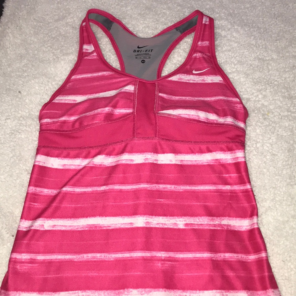 GET FIT NIKE TANK